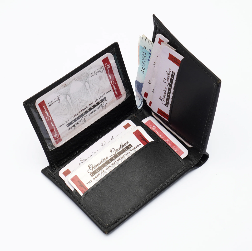 Genuine Cow Leather Wallet For Men : Croc Charm Textured Wallet