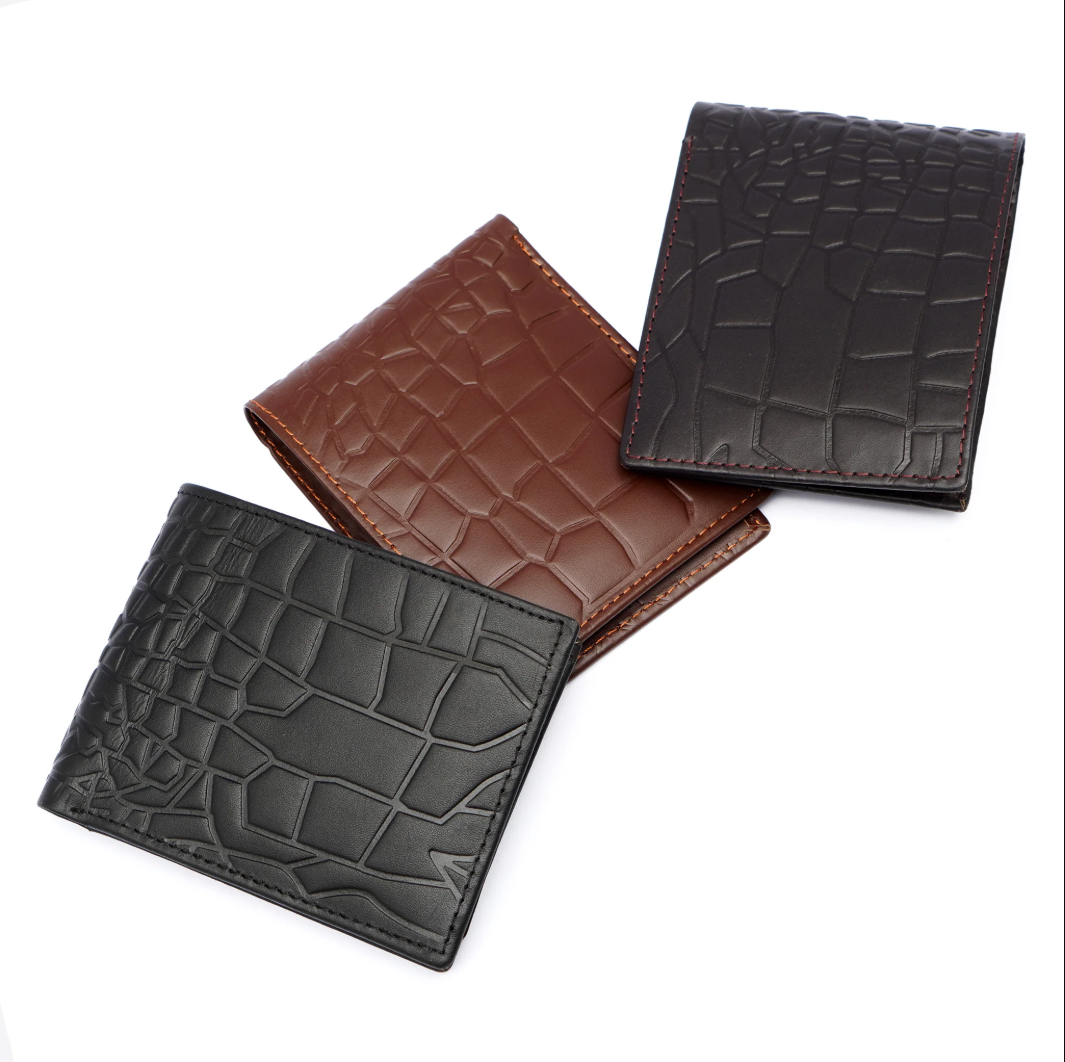 Genuine Cow Leather Wallet For Men : Croc Charm Textured Wallet